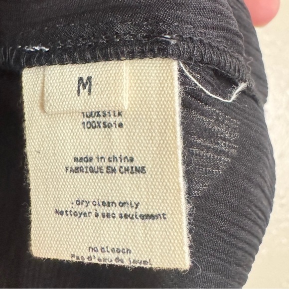 L’agence Black Ruffle Bib 100% Silk Blouse - Picture 5 of 6